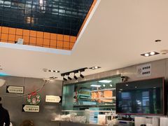 -新大咀港式茶餐厅(宝山万达店)