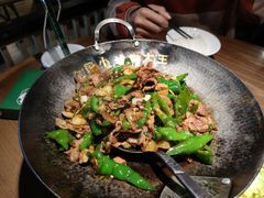 -费大厨辣椒炒肉(吉联MALL店)