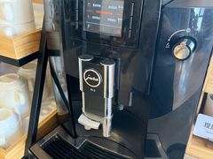 -西安大雁塔科技大学地铁站亚朵酒店