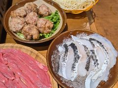 -黔有有贵州酸汤夺夺粉火锅(五味十字店)