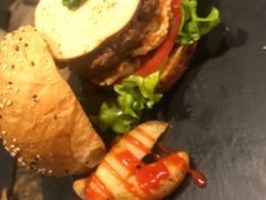 -HIGH FIVE哈福手工汉堡(桂林路店)