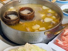 -朴小妹人参鸡汤火锅(长白山万达店)