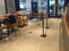 大堂-星巴克(天津滨海国际机场1店)