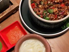 -雀舞云南菜(天津天河城购物中心店)