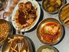-草家酱蟹炭火烤肉店(珲春南路一店)