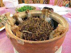 -荷香居(洞企石路店)