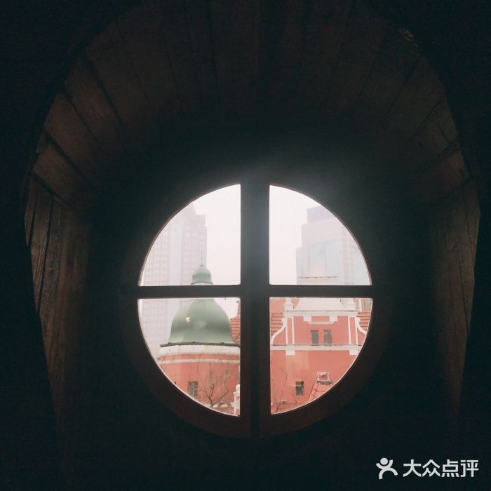 良友书坊(安徽路店)图片