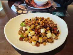 -拾捌川·自贡爆炒(新街口店)