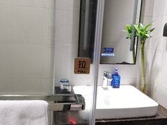 -汉庭优佳酒店(深圳宝安万达广场店)