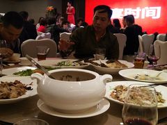 -广州中心皇冠假日酒店·百粤楼