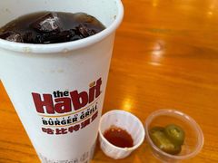 汽水畅饮-The Habit Burger Grill 哈比特汉堡(复兴soho店)
