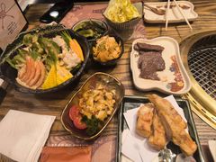 -肉魁屋·烧肉·烧鸟·酒场(高新店)