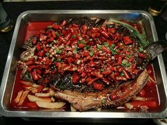 -鸣记脆皮烤鱼(岐山路店)