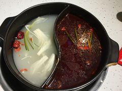 -钢管厂五区小郡肝串串香(奥克斯广场锦城万达店)