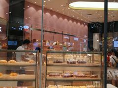 面包甜点陈列柜-面包新语(融创茂店)