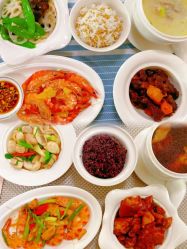 -臻康乃馨月子中心(集美店)