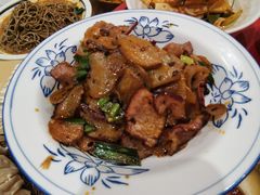 -蓝田九大碗民俗食府(蓝田店)