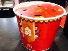 金拱门-麦当劳(花城大道华穗路店)