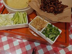 -老郑家东北春饼(龙悦居店)