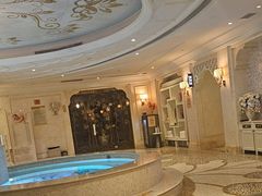-麓湖国际水疗