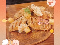 咸蛋黄鸡翅-小食院简餐厅