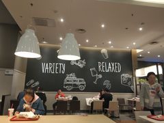 大堂-肯德基(北京南站店)