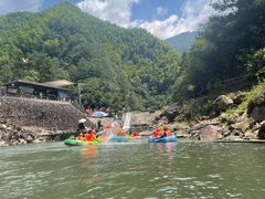 -安吉龙王山峡谷漂流