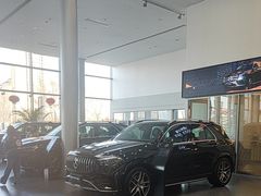 -天津波士信达奔驰4S店(卫津南路店)