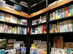 -西西弗书店&矢量咖啡(凯德晶萃广场店)