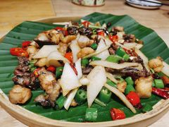 香草饵块柠檬鸡-桥边小楼·手工云南菜·古城观景小楼