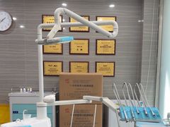-上海仁爱医院口腔科 · 种植