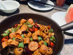 鹅卵石爆肥肠-老板恋上鱼(恒隆广场店)