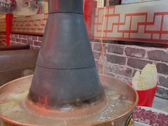 手切热气鲜羊肉-羊家胡同·龙虾烧烤火锅(龙汇路店)