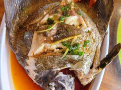 清蒸燕子鱼-蓝湾碧波·老字号·疍家非遗海上餐厅