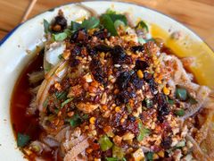 -拈签一笑黄牛肉辣卤串串