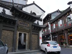 -全家便利店(杭州龙翔桥地铁站店)