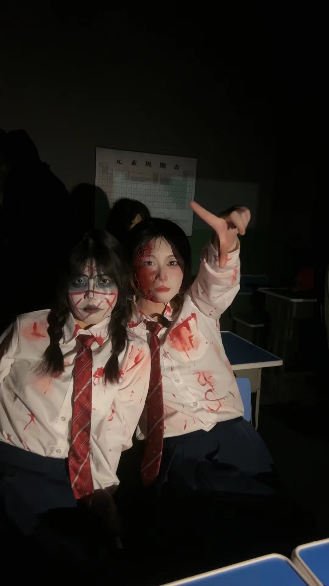 已经吓的不敢吃饭了.长藤鬼校 「长藤鬼校