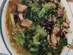 -嗨辣小聚·盘锦河蟹·海鲜烧烤龙虾(盘锦十年好店)