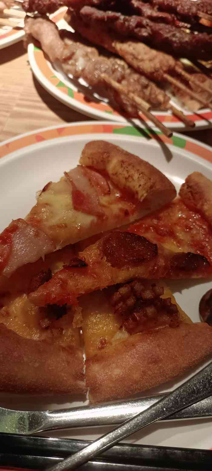 比格比萨自助(杜家坎店)-"位置处于地下一层,一下电梯就能瞅见,位置.