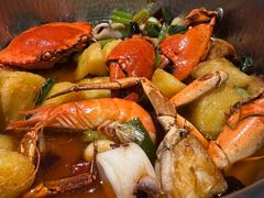 -七欣天香辣蟹火锅(闵行浦江欢乐颂店)