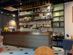 -LENBACH兰巴赫西餐啤酒坊(大连东港店)