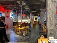 大堂-么肆烤肉·中式自助·烤肉大排档(街道口季佳PAI店)