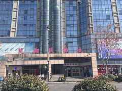 -龙翔服饰城(龙翔大厦店)
