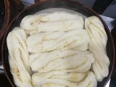 老面酱肉包子，糖条卷-舒小笼松针小笼包