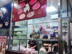 -阿波潮汕牛肉火锅·汤粉面(拱北店)