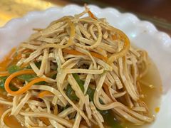 拌豆干丝-金杨拉面王小吃面馆·牛三宝面·红烧牛肉粉