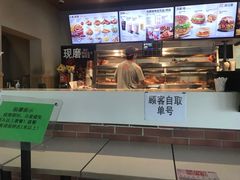 -肯德基(巴沟店)