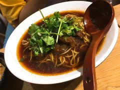 半斤半肉拉面-厝内小眷村(天河南一路店)