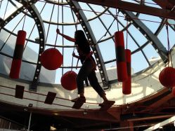 -嗨翻Hi-Fun竞技主题乐园·蹦床团建生日聚会(五棵松华熙店)