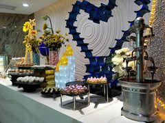-亚洲国际大酒店·云顶阁旋转自助餐厅